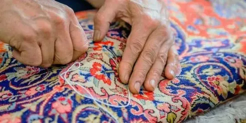 خدمات تخصصی و حرفه ای رفوی فرش در قالیشویی شیراز